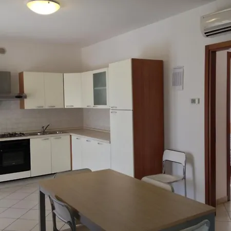 V5 Villa Albarella Island